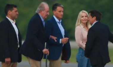 Así es Cristina Franze, la 'misteriosa' mujer rubia que ha recibido a don Juan Carlos en Sanxenxo