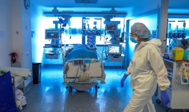 Aumentan los contagios en los países en los que hay más gente “inmunizada” y se recomienda otra dosis… esto ya es de guasa