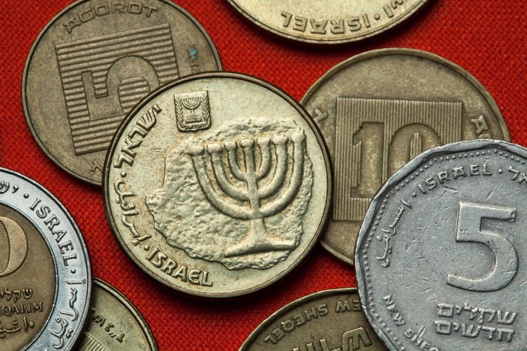 Israel restringe aún más las transacciones en efectivo