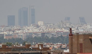 El humo del gran incendio de Portugal llega a Madrid