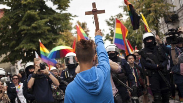 La crisis de fe de la Unión Europea alimenta el número de víctimas de la persecución religiosa