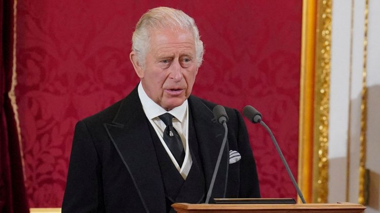 Carlos III rey del Reino Unido