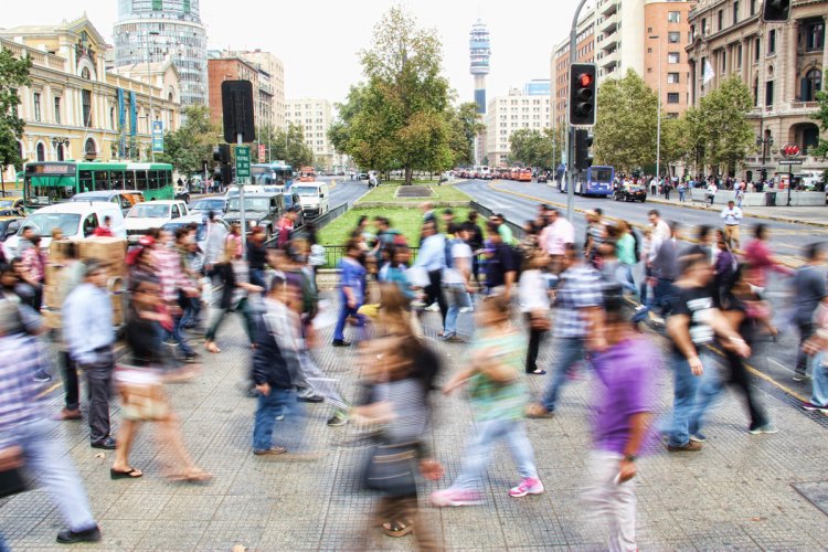 La Tierra necesita menos personas para vencer la crisis climática, dicen los científicos