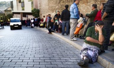 Las colas del hambre