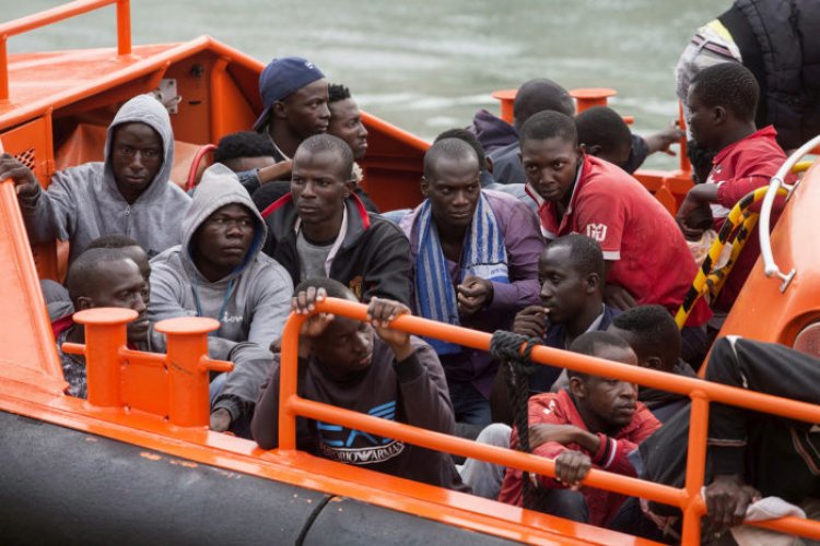 Italia se niega a permitir la entrada de inmigrantes