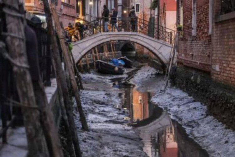 Los canales de Venecia se han secado