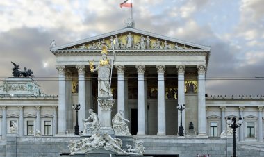 Austria ha decidido abandonar el espacio Schengen