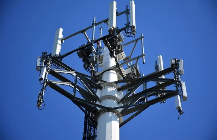 Putin prohíbe 5G en toda Rusia y destruye todas las torres