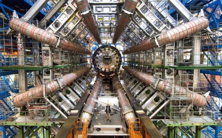El acelerador de partículas CERN: un antro satánico al servicio del NOM