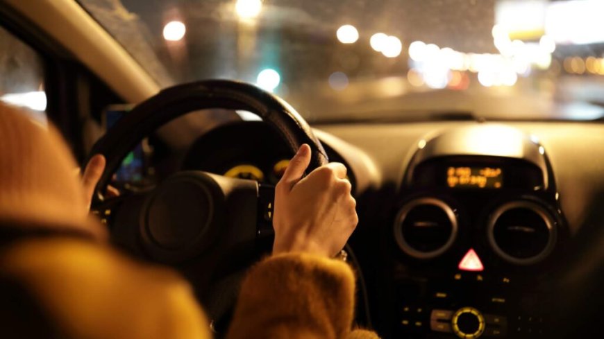 La prohibición de conducir de noche