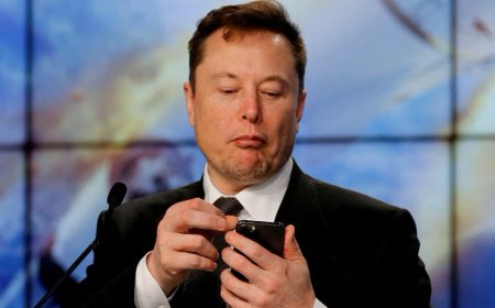 ¿Elon Musk ahora fabricará celulares con Tesla?