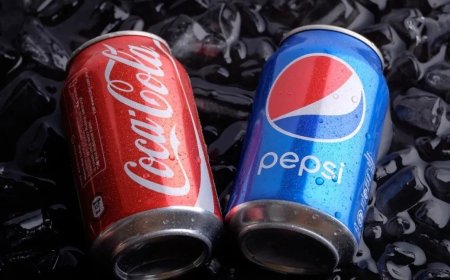 Nanopartículas fluorescentes toxicas encontradas en Coca Cola y Pepsi