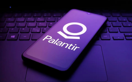 ?PALANTIR va a reconstruir Valencia¿