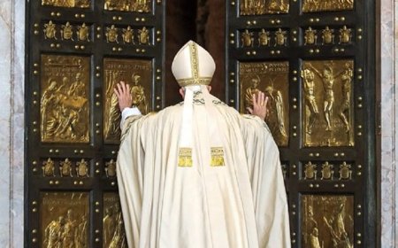 El Papa abre 5 portales sagrados en Nochebuena