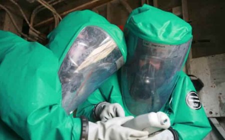 Los traidores globalistas están rociando armas biológicas en los estados rojos para eliminarnos