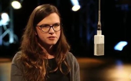 FEM «No poseerás nada y serás feliz