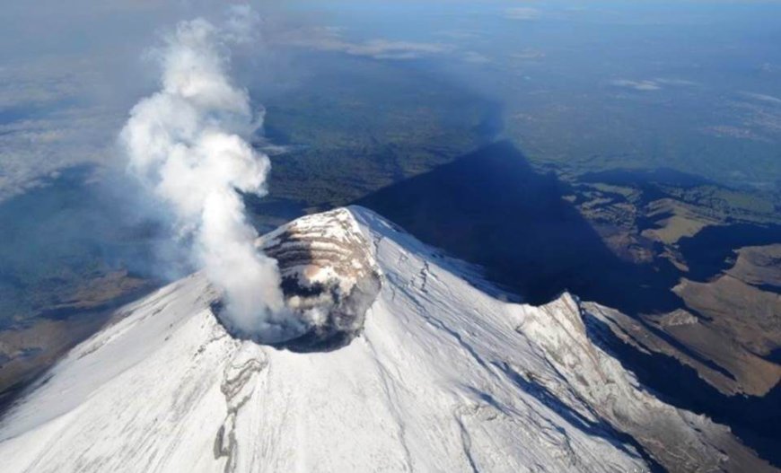 Volcán Popocatépetl en México