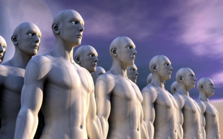 Encontrar personas con ADN alienígena y 'cazarlas'