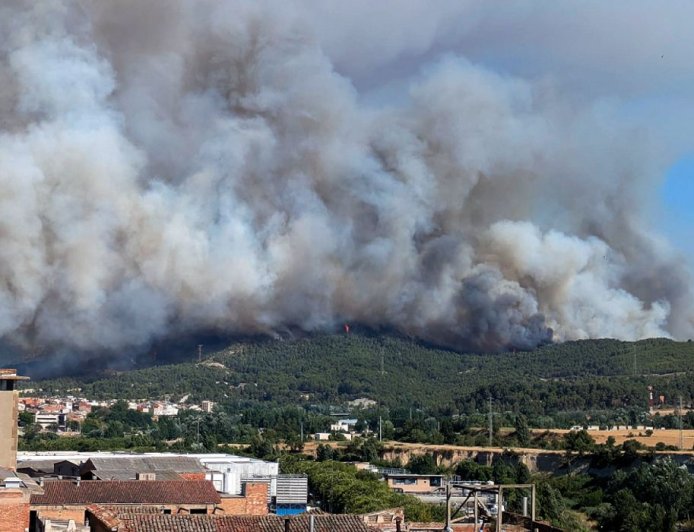 Otra forma de CONFINAR "por tu seguridad" es generar INCENDIOS